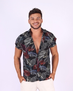 Camisa Manga Curta - Viscose com Estampa de Folhas coloridas