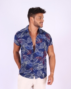 Camisa Manga Curta - Viscose com Estampa de Folhas coloridas - comprar online