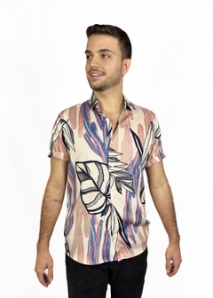 Camisa Estampa Moderna de Folhas Azuis e Rosa 100% Viscose - comprar online