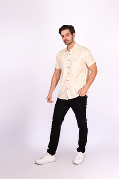 Camisa Manga Curta em Viscolinho Estampa Folhagens - Verão - comprar online