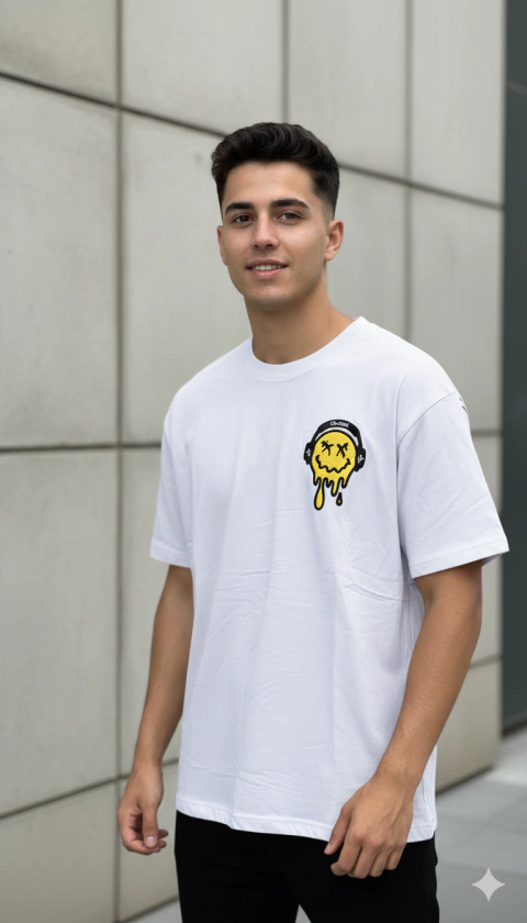 Playera Carita con audifonos - comprar en línea