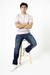Pantalón Oscuro Corte Slim Fit H141 - Estilo y Comodidad