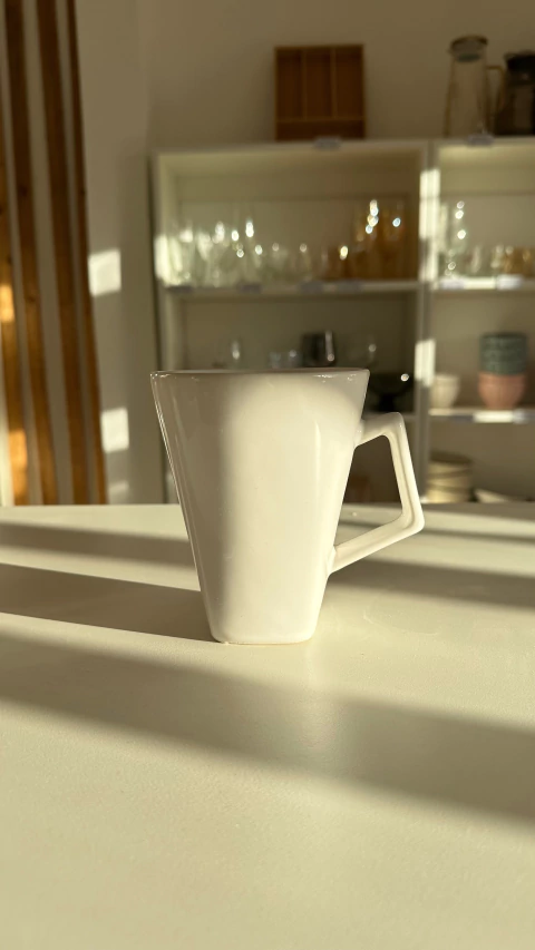 Jarrón Mug Quartier Blanco - comprar online