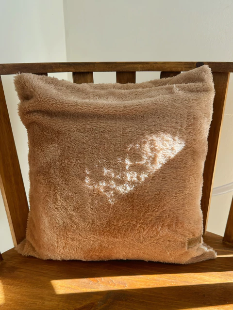 Funda de almohadón peludita Ginebra - comprar online