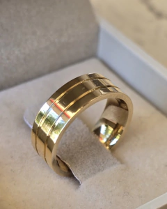 Aliança Kiss Lisa Moeda Antiga - comprar online