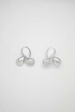 Brinco 3 Gotas Cristal+Madre Pérola Prata