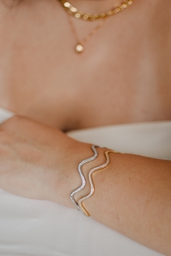 Pulseira Bracelete Ondas+Zircônias Dourado na internet