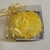 Vela Aromática em Flor Grande Mesclada Amarela 100g