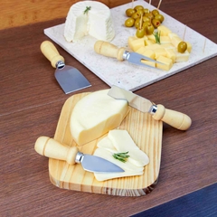 Set Cortadores Cuchillos Queso Con Tabla Y Estuche en internet