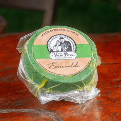 Queijo Esmeralda com Pesto 450g - Tipo Parmesão