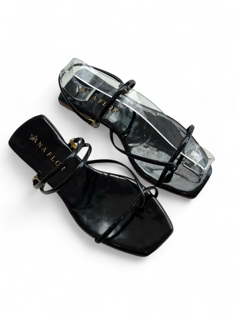 Rasteirinhas Lia (Preto verniz)