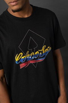 Camiseta Regular Corposó + MCD Pipa