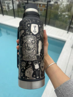 TERMO SIMIL STANLEY (no original) FULL GRABADO PERSONALIZADO 1 L + 1 grabado en tapa - MATE SYSTEM - TEMÁTICA: ARGENTINA en internet