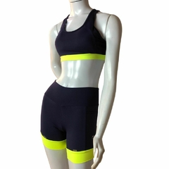 Conjunto Short linha Run - Azul Marinho com barra amarelo neon - ARY MODA FITNESS