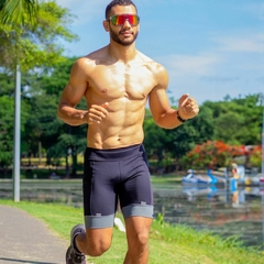 Bermuda preta com barra cinza Compressão corrida Masculina - ARY MODA FITNESS