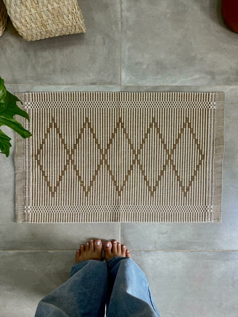 Tapete Débora Caramelo 47x72cm - comprar online