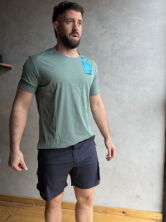 Remera importada hombre - comprar online