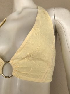 Top Amarelo - M na internet