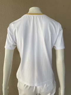 Camiseta Bordada - P - Brechó de Casa