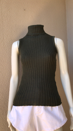 Blusa Tricô Verde Gola Alta - P/M - Brechó de Casa