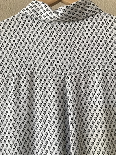 Camisa Hering Folhas - P/M - Brechó de Casa
