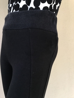 Calça Zara Preta - 38 - loja online