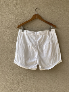 Imagem do Short Brim Branco - 40