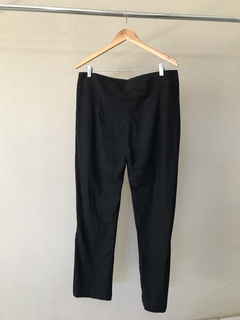 Calça Preta - 42/44 - Brechó de Casa