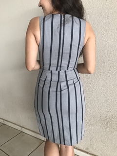 Imagem do Vestido Cinza Listras Sacada - 36