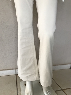 Calça Flare Bege FYI - 38 - Brechó de Casa