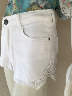 Short Branco Brim - P na internet