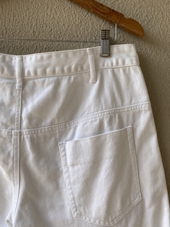 Short Brim Branco - 40