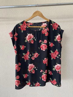 Blusa Forever21 Flores - G - Brechó de Casa