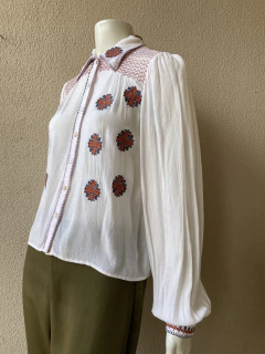 Bata Bordada Farm - P