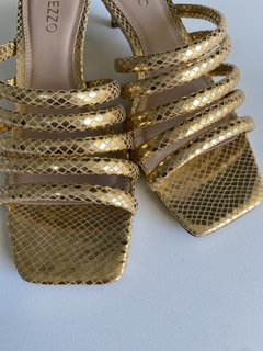 Imagem do Sandália Arezzo Dourado - 35