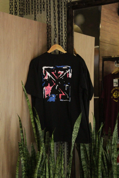 Camiseta Oversized Of-Wht