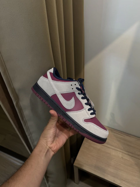 Tenis NK Dunk 'True Berry'
