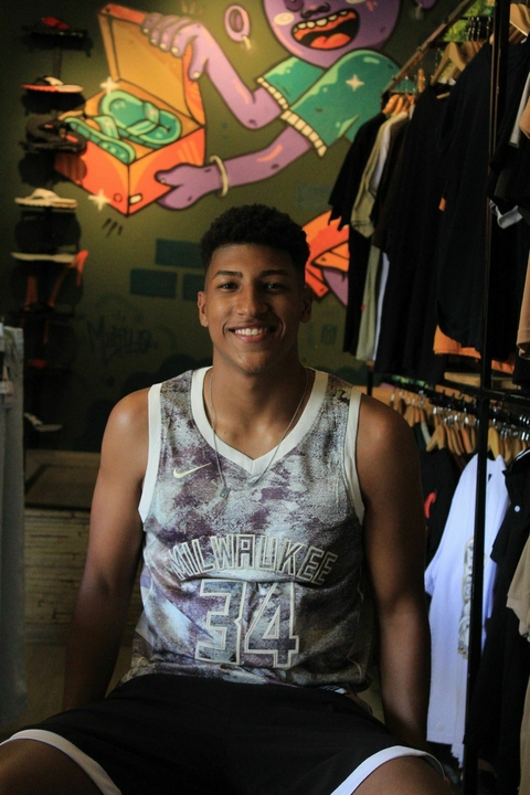 Regata de basquete 1.1 'Milwaukee bucks'