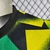 Camiseta Arsenal Pré-Jogo 22/23 Jugador Adidas Hombre - Amarilla, Negra y verde.