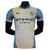 Camisa Fourth Manchester City Puma 2024/2025 Amarela Azul Rosa Jogador Masculina definitely City oasis - comprar online