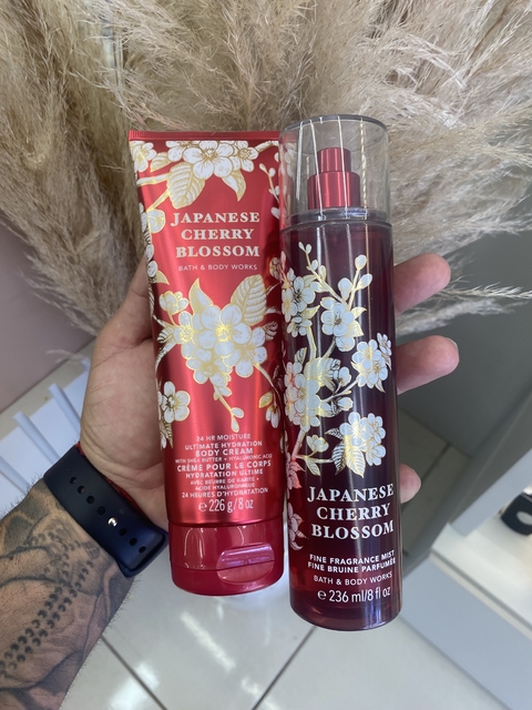 Kit body splash + hidratante bath&body works japanese cherry blossom
