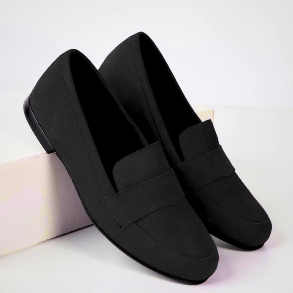 Monaco Negro Gamuza