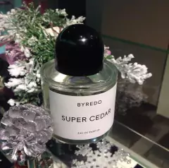 Super Cedar Byredo Compartilhável 100ml Frete Grátis
