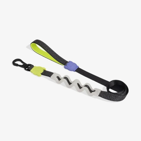 Correa Ruff Nox Zee.Dog para perro, negra con resorte amortiguador blanco, asa acolchada verde neón y mosquetón negro