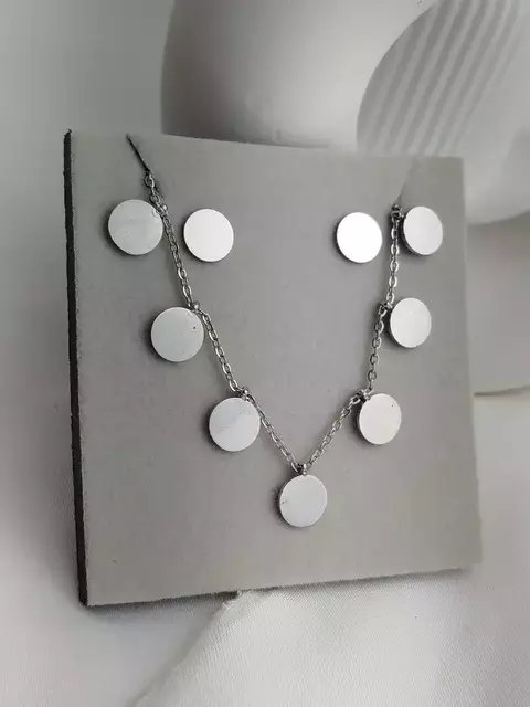 Conjunto Choker Medalhas + Brinco Aço Prata - comprar online
