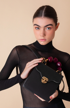 Imagem do Bolsa Vitta Petal Preta