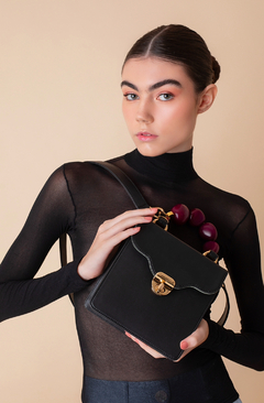 Bolsa Vitta Petal Preta - Cambucá