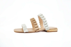 Flat Vivienne Off White/Cru