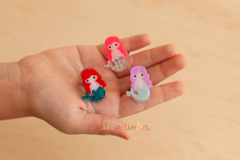 Anel acrílico: sereias