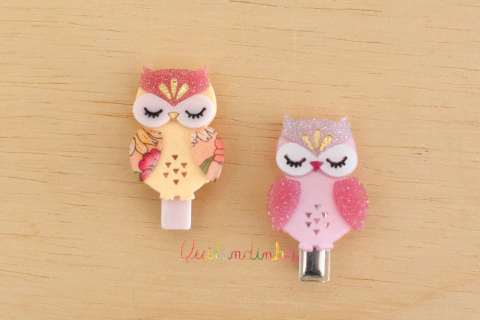 Presilha em acrílico: coruja
